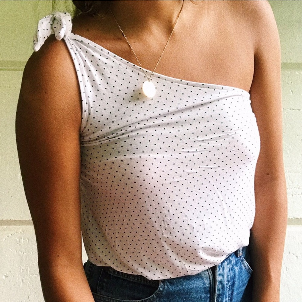 One shoulder top - Picture 2 of 3